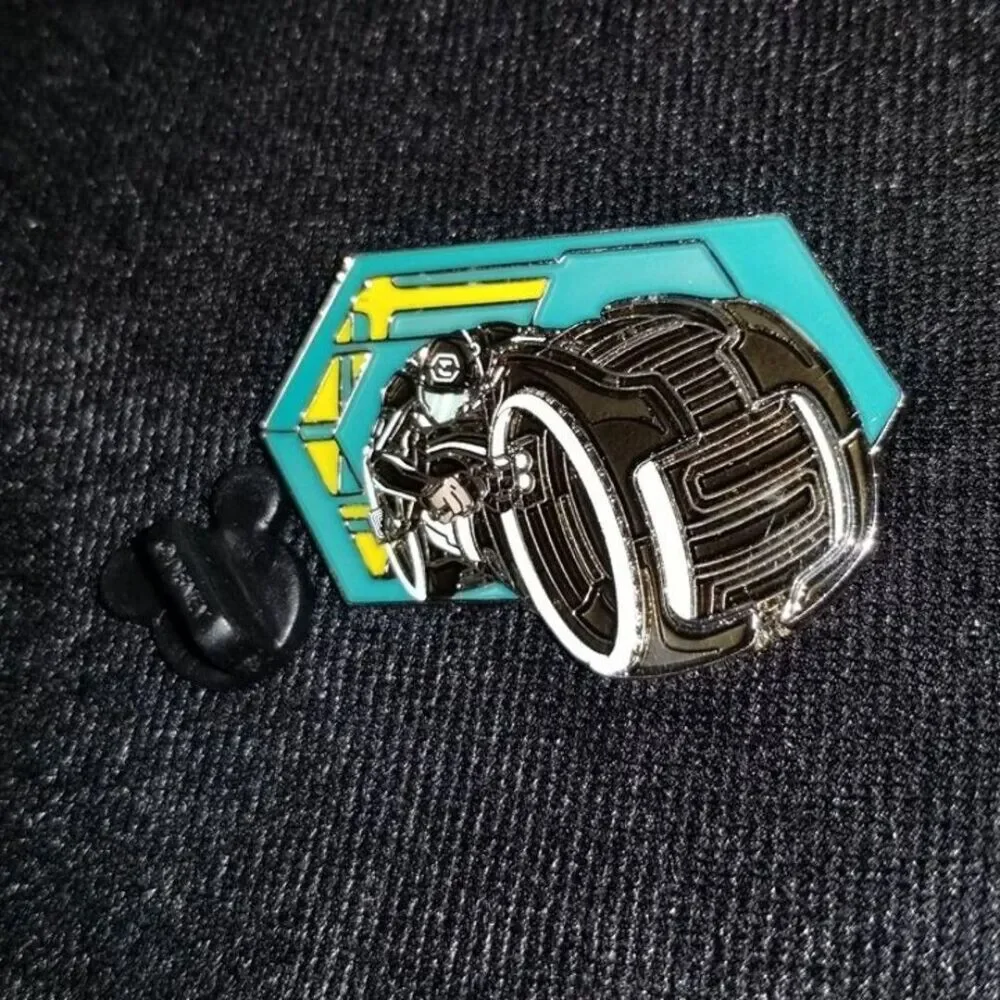 Disney Pin Tron Legacy Sam Flynn On Light Cycle ONLY Mystery Collection 81652 BB